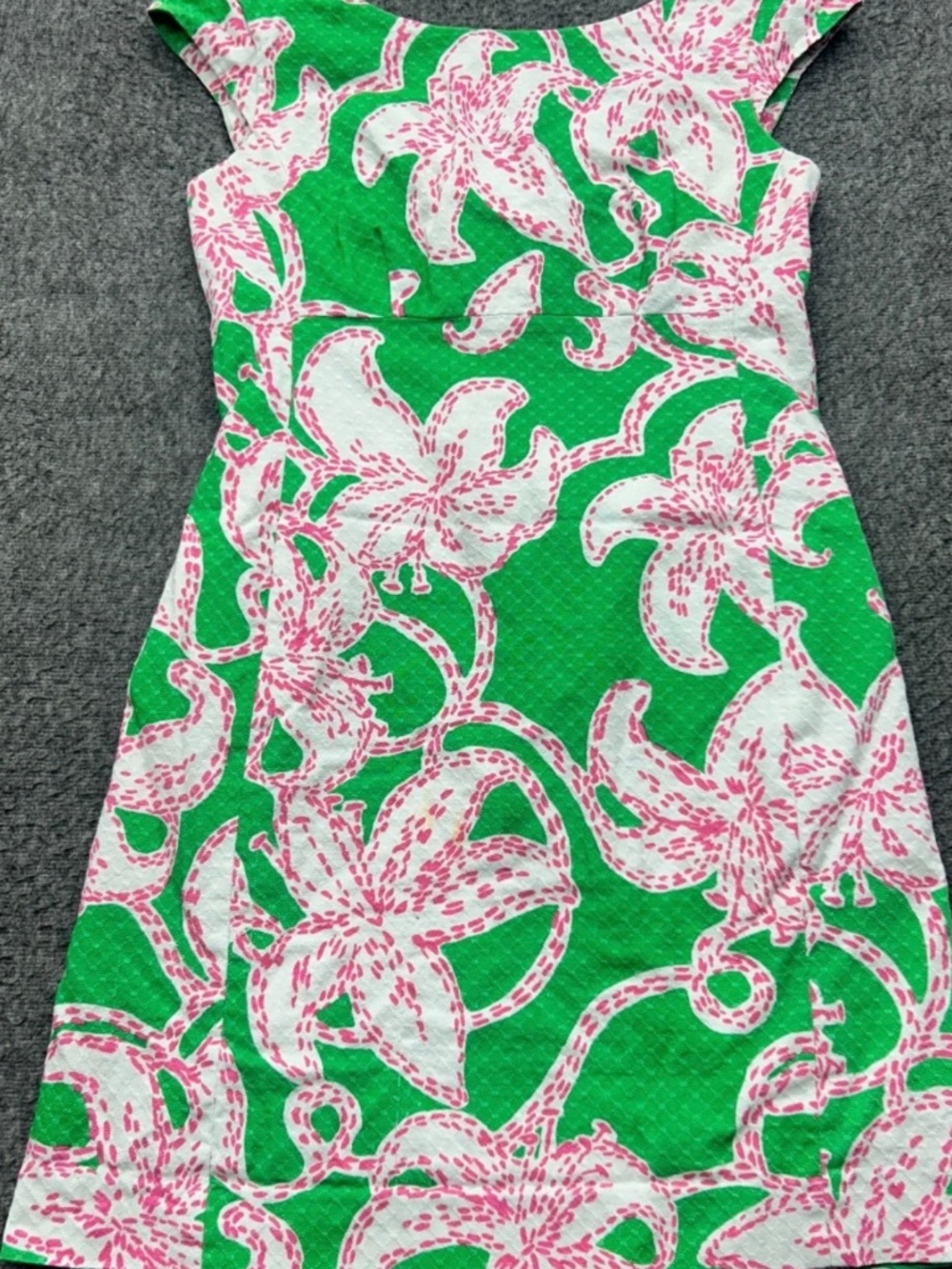 Lilly Pulitzer Cotton Shift Cap Sleeve Dress Hibiscus Print Size 2 Green Pink